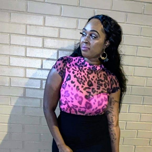 NEW TRENDY TOP CHIC FUCHSIA ANIMAL PRINT BODYSUIT - Picture 3 of 4